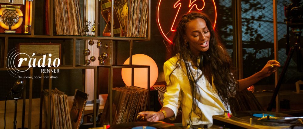 Rádio Renner por Pathy Dejesus com curadoria deepbeep