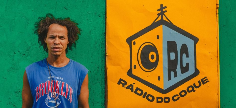Caetana em retrato para entrevista do deepbeep.