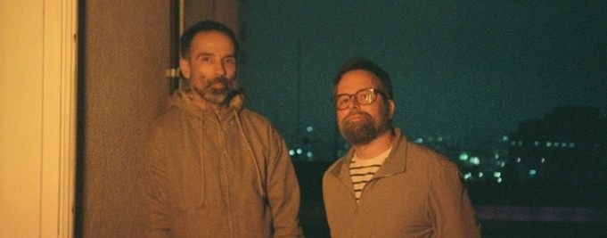 The Twelves em entrevista ao deepbeep sobre o retorno da dupla, com playlist “O Som das Coisas Que Voltam Diferentes”.
