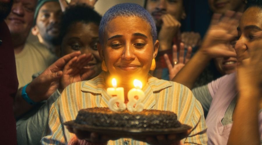 Lola, interpretada por Gabriela Grigolom, em cena do filme “Nem Toda História de Amor Acaba em Morte”