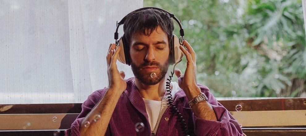 Foto de Felipe Puperi, do Tagua Tagua, em entrevista e playlist para o deepbeep